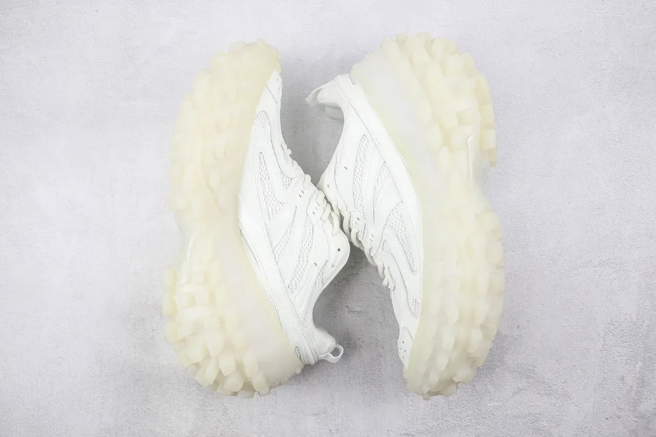 Sneakers chunky blanc et beige monocromatique avec tige en maille et synthétique 2