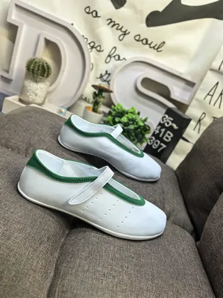 White Green Leather-Like Upper Piping Trim Mary Jane Shoes 9