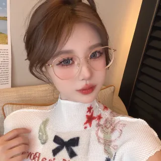 White Waffle-Knit High-Neck Embroidered Graphic Sweater