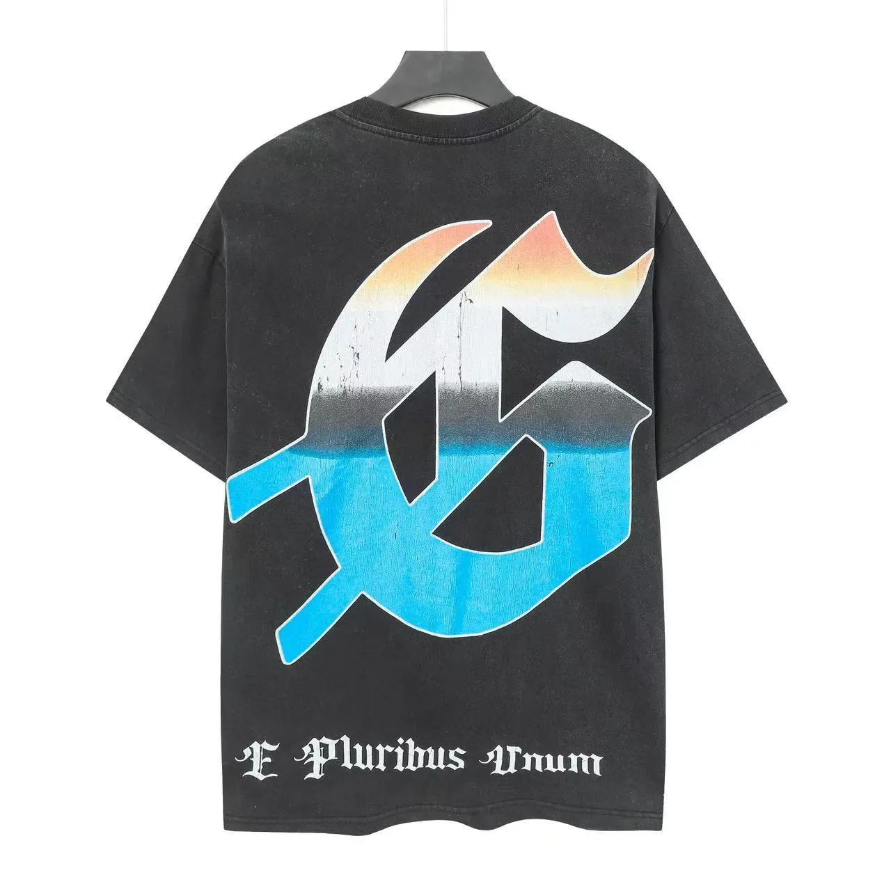 Camiseta Godspeed preta e azul corte oversized estampa gráfica desgastada 3