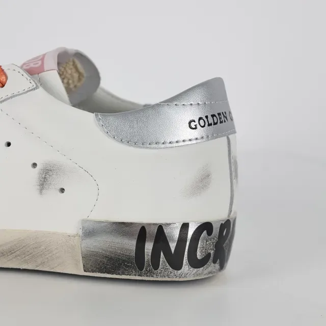 Golden Goose Superstar Zapatillas lifestyle de cuero blanco desgastado con estrella de brillo 4