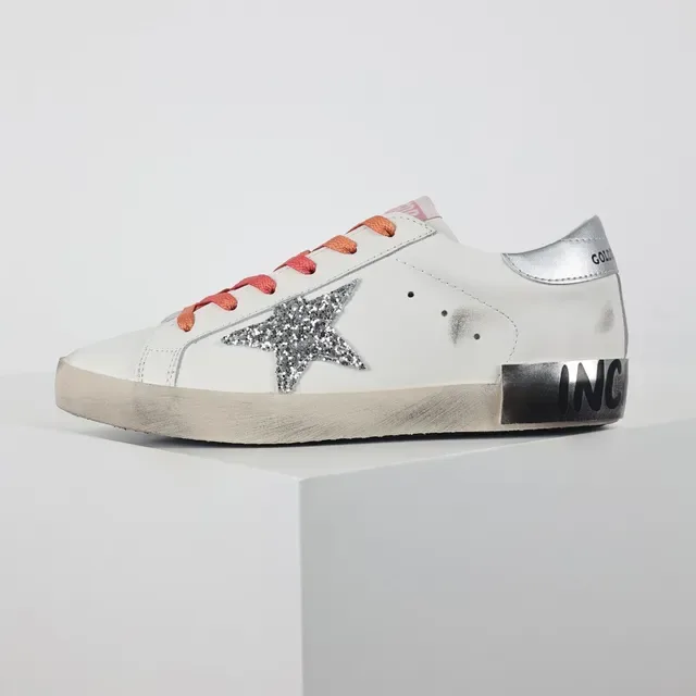 Golden Goose Superstar Zapatillas lifestyle de cuero blanco desgastado con estrella de brillo 9