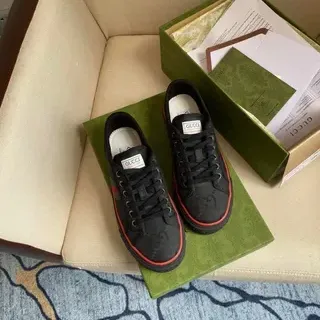Gucci Ace Negro Rojo Low-Top Superior Tipo Lona Lifestyle Sneakers
