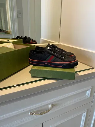 Gucci Ace Negro Rojo Low-Top Superior Tipo Lona Lifestyle Sneakers 2