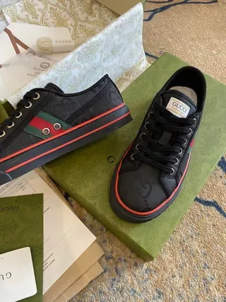 Gucci Ace Negro Rojo Low-Top Superior Tipo Lona Lifestyle Sneakers 7