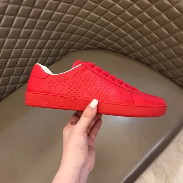 Gucci Ace أحمر مثقب GG Monogram أسلوب حياة سنيكرز 6