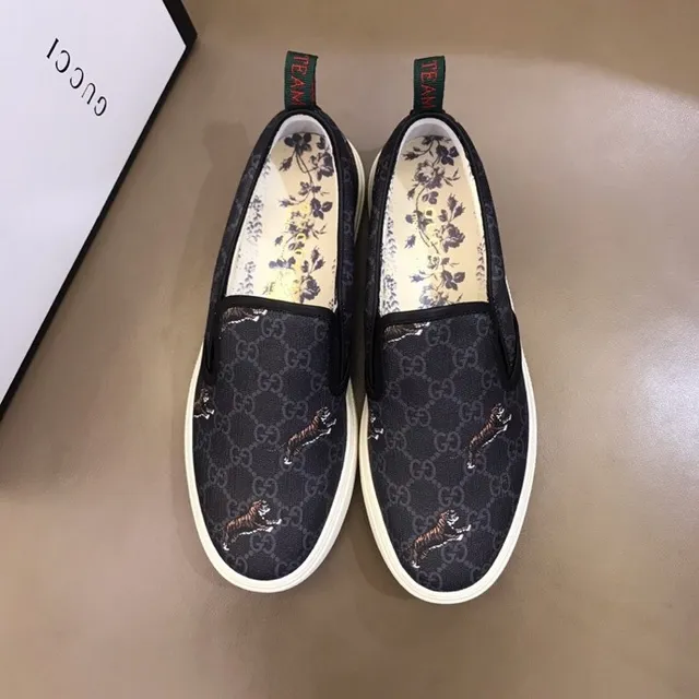 Gucci Ace Tiger bordado GG Monogram mocassins slip-on 3