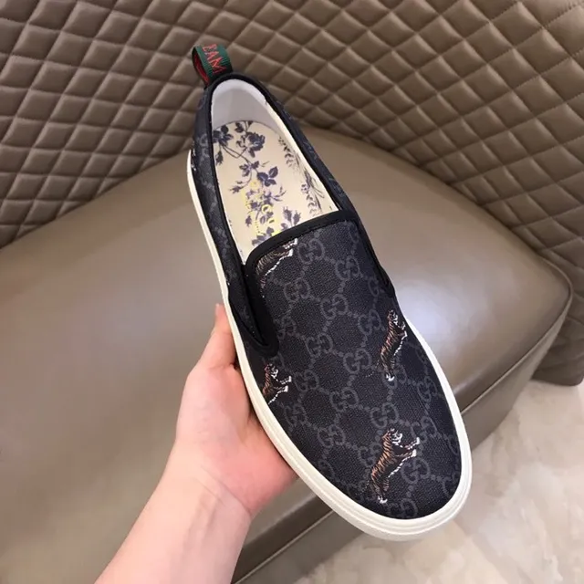 Gucci Ace Tiger bordado GG Monogram mocassins slip-on 6