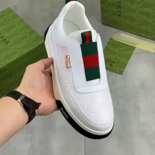 Gucci Ace أبيض أخضر أحمر ويب سترايب لايف ستايل سنيكرز