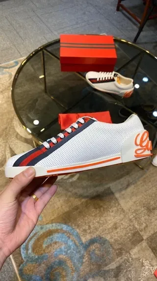 Gucci Ace Lifestyle Sneakers en Blanco, Rojo, Azul Marino, Naranja 8