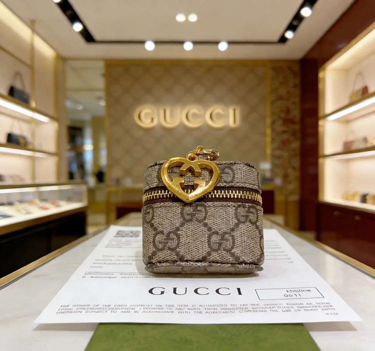 Gucci GG মনোগ্রাম ক্যানভাস বাকেট ব্যাগ গোলাকার বেইজ ব্রাউন 2