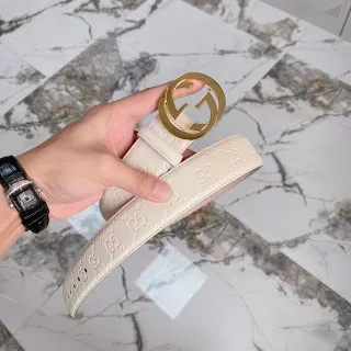 Gucci 米色 镀金 浮雕 GG 印花 双G 扣 皮带