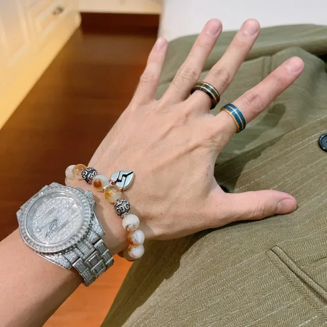Gucci Pulsera de Cuentas Plateadas Beige con Piedras Ámbar y Blanco 8