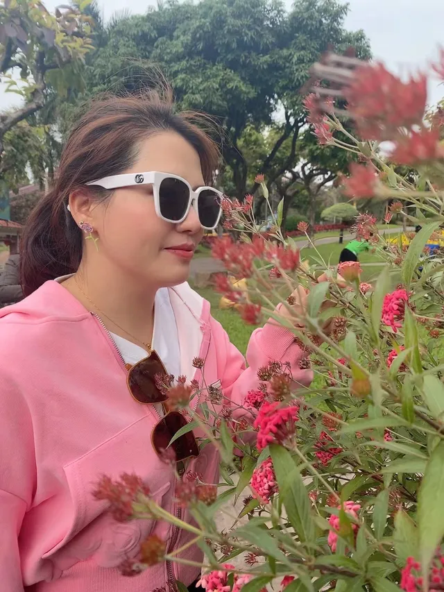 Gucci أسود بيج أوفرسايز نيت كولار دريب معطف 7