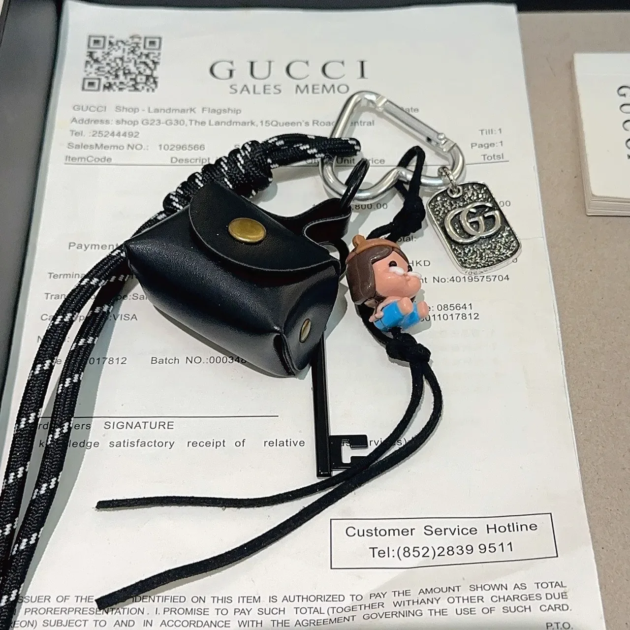 Gucci Mini Poche Cuir Noir Doré avec Lanière Paracord pour Appareil Photo 6