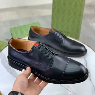 Gucci কালো সবুজ ক্যাপ-টু পলিশড লেদার অক্সফোর্ড জুতা