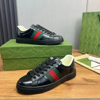 Gucci chaussures lifestyle en cuir patent noir et vert avec upper rayures web panneau latéral