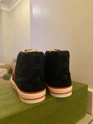 Gucci Negro Rojo High-Top GG Monograma Lona Lifestyle Sneakers 6