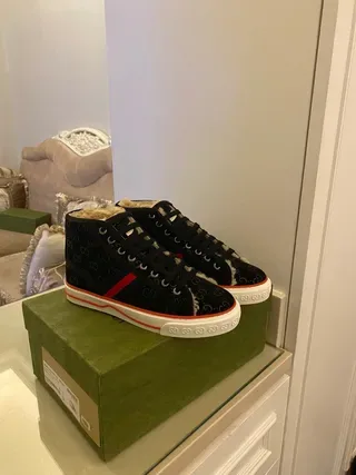 Gucci Negro Rojo High-Top GG Monograma Lona Lifestyle Sneakers 7