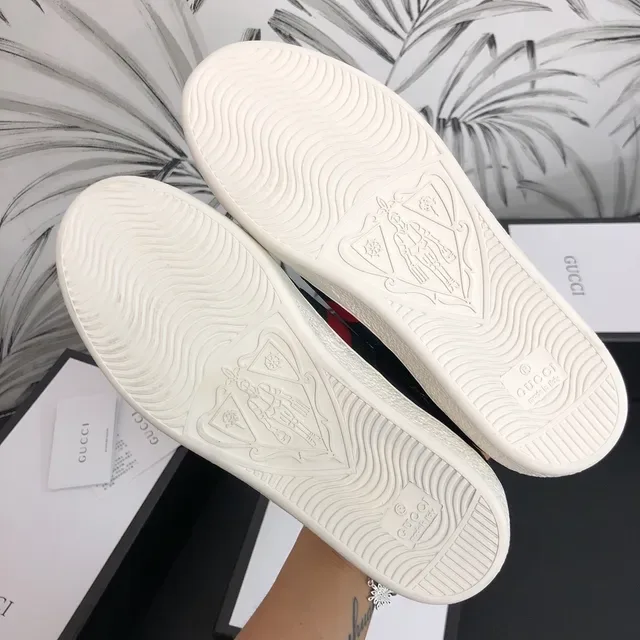Gucci Black White Leather Upper Web Stripe Detail Lifestyle Sneakers 5