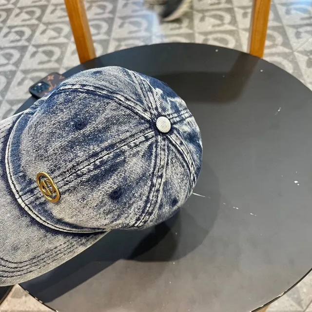 Gucci Casquette de baseball en denim lavée délavée 6