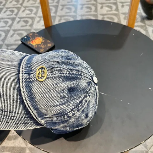 Gucci Casquette de baseball en denim lavée délavée 8