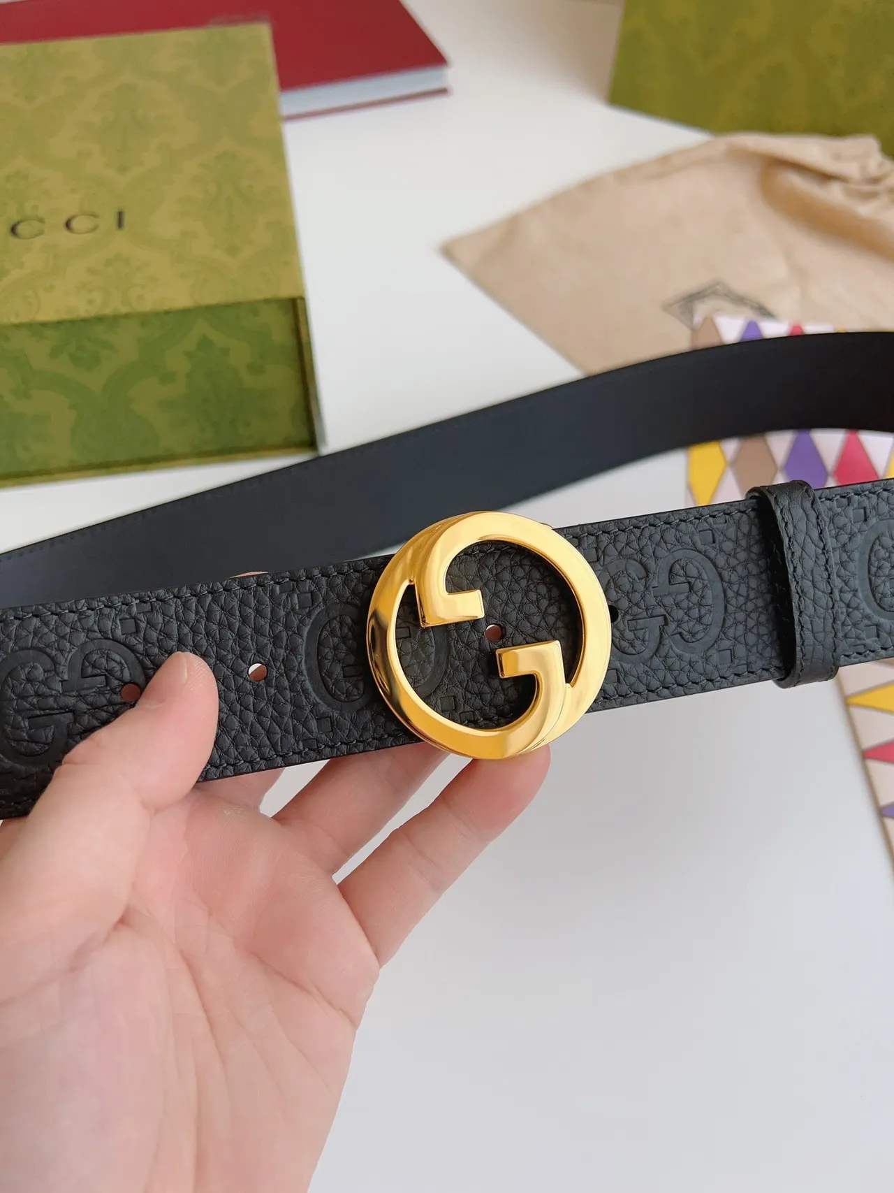 Gucci GG Marmont काला सोना interlocking G बक्‍ल embossed motif चमड़े का बेल्ट 5