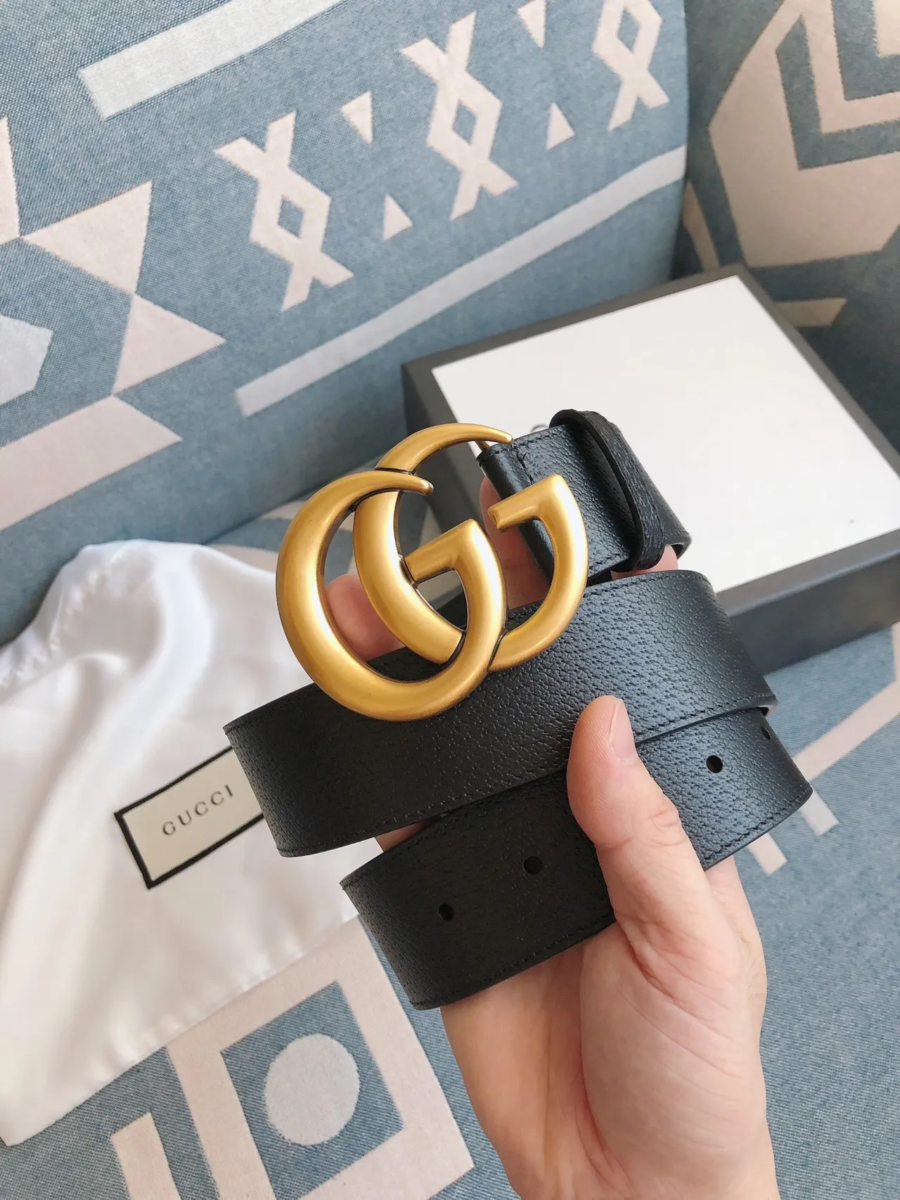 Gucci GG Marmont Ceinture cuir noir doré boucle Interlocking G cuir pebble 7