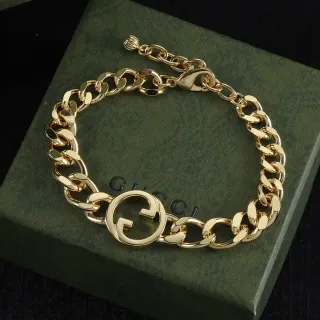 Gucci GG Marmont سوار سلسلة كرب لينك كثيفة مركز شعار G متداخل ذهبي