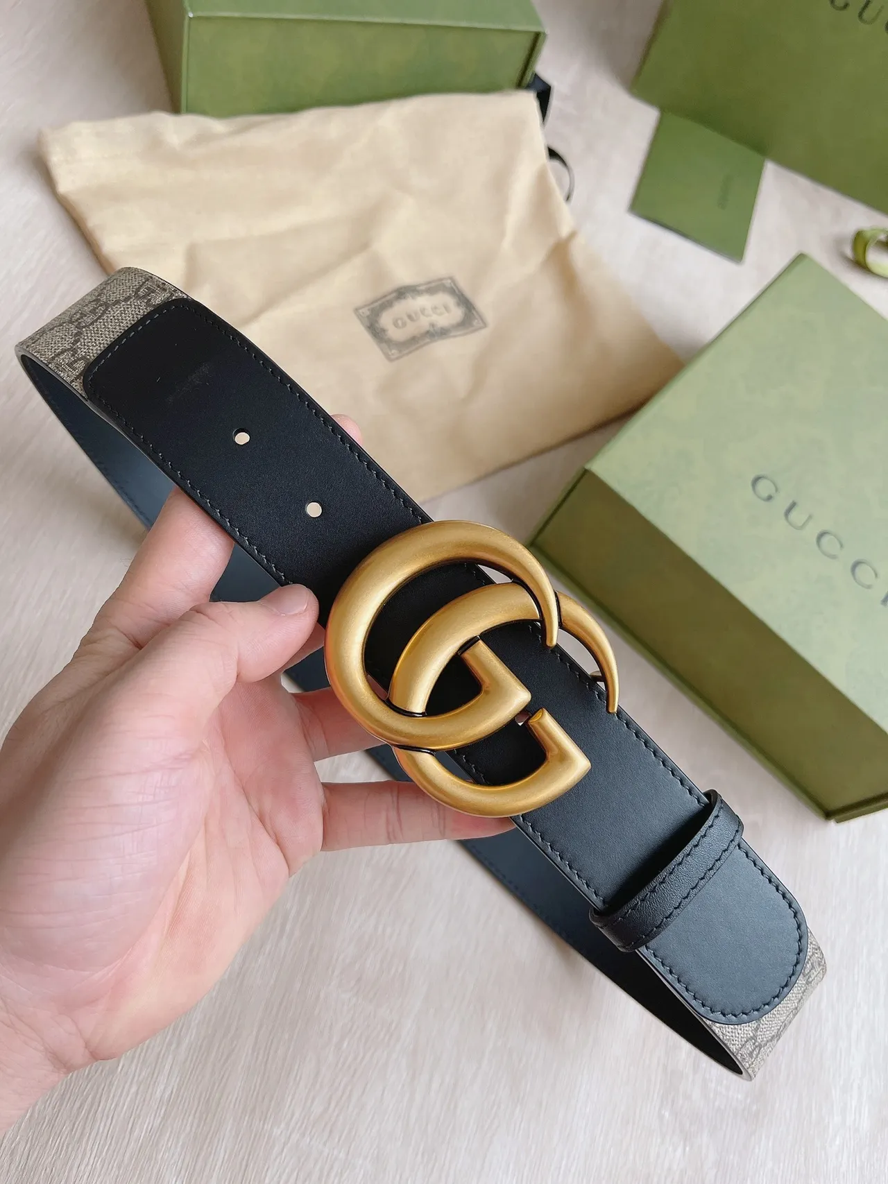 Gucci GG Marmont Interlocking G Buckle 米色 黑色 皮革 腰带 7