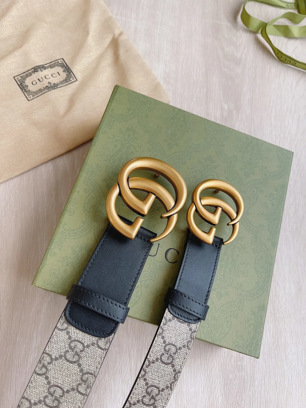 Gucci GG Marmont Interlocking G Buckle 米色 黑色 皮革 腰带 9