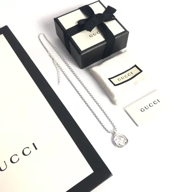 Gucci GG Marmont Interlocking G Logo Collier Chaîne à Boules Argent 8