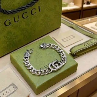 سوارة Gucci GG Marmont Pavé Crystal Double G سلسلة