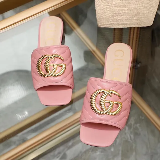 Gucci GG Marmont 粉色绗缝皮革拖鞋 2