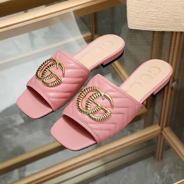 Gucci GG Marmont 粉色绗缝皮革拖鞋 3