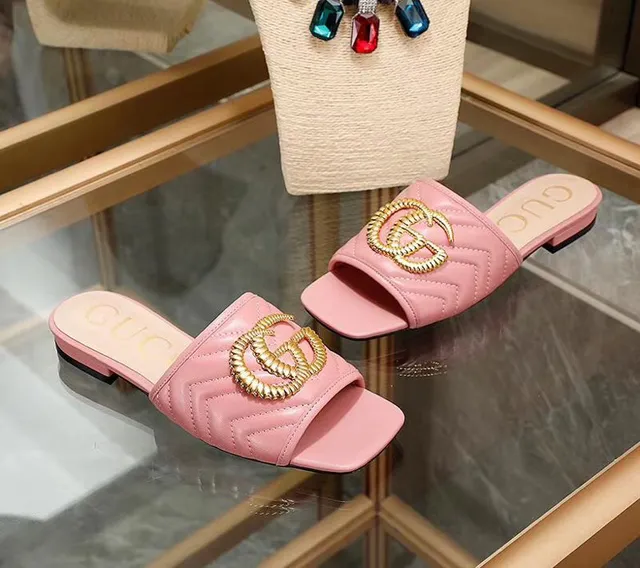 Gucci GG Marmont 粉色绗缝皮革拖鞋 6