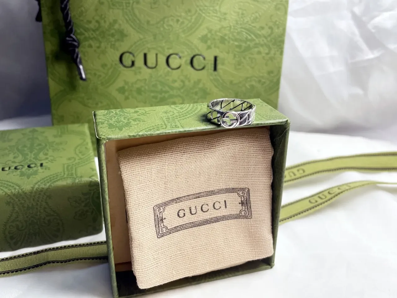 Gucci GG Marmont 银色 米色 Interlocking G Logo 几何格子纹带 戒指 4