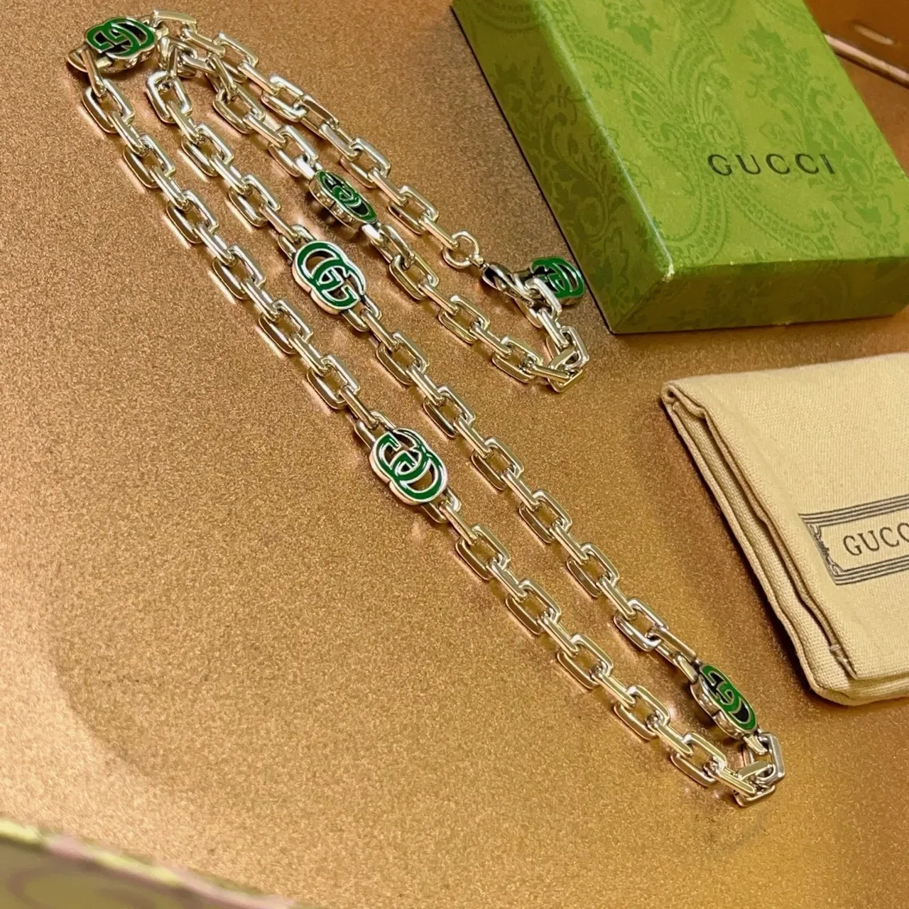 Gucci 绿银色链环珐琅双G图案项链 3
