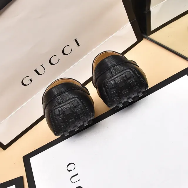 Mocasines Gucci Horsebit 1955 Beige y Negro GG Canvas 2