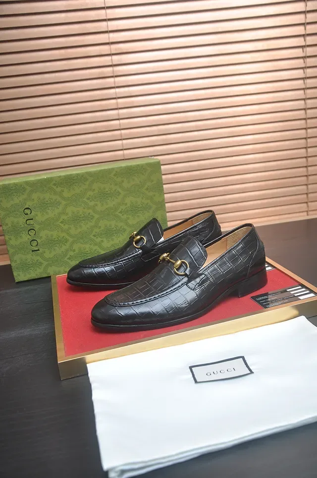 Gucci Horsebit 1955 কালো সোনালি কুমির এমবসড চামড়া বাকেল লোফার 4