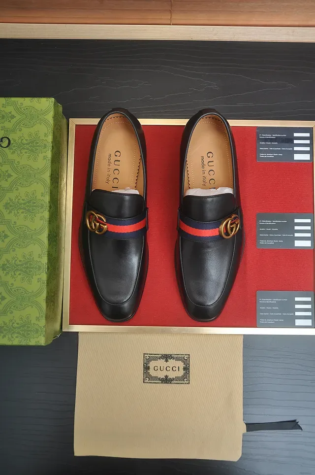 Mocasines Gucci Horsebit 1955 de cuero negro con raya Web Stripe 5