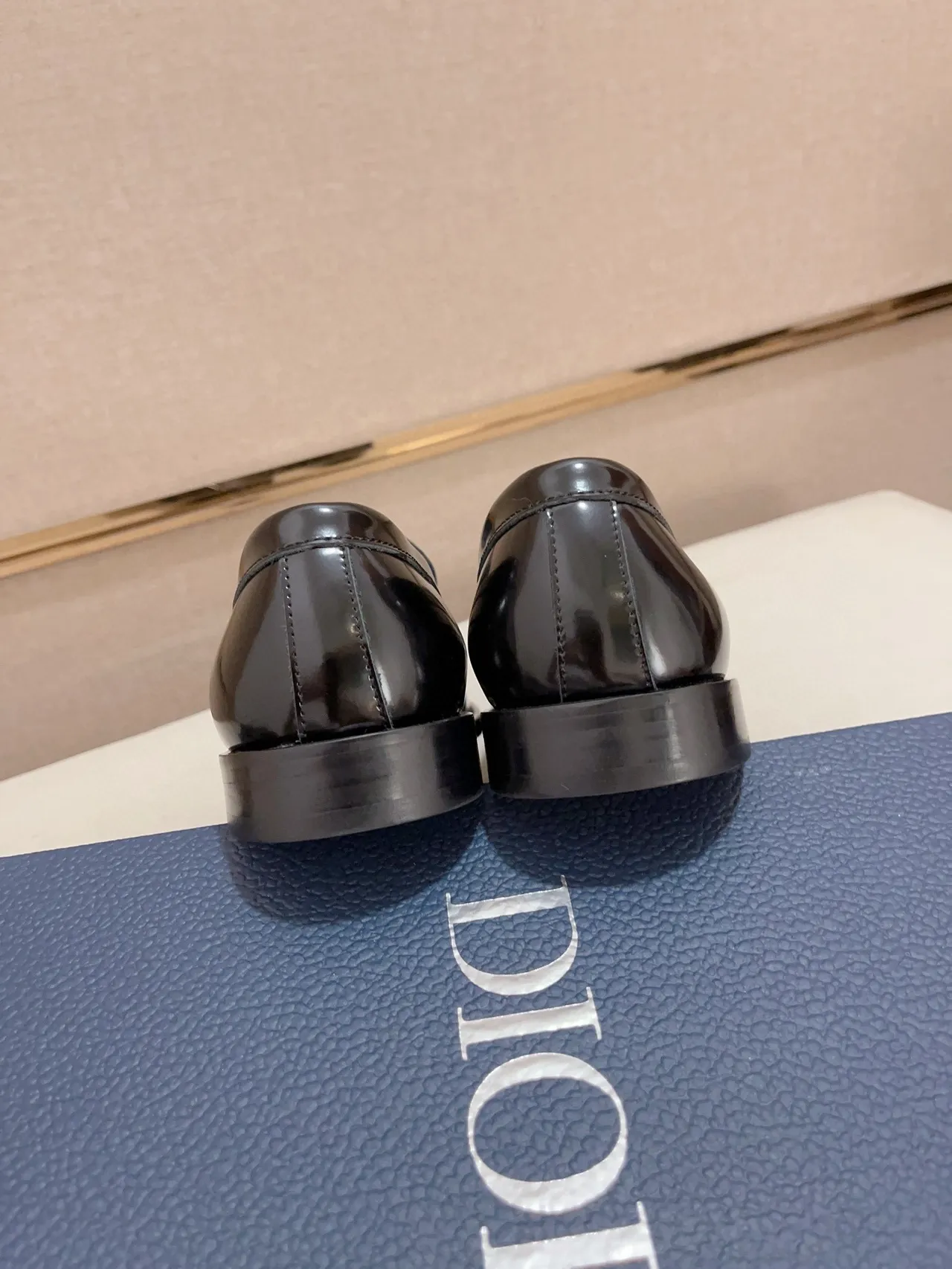 Gucci Horsebit 1955 Mocassim de couro verniz preto 3