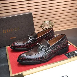 Gucci Horsebit 1955 鳄鱼压纹红色裂纹乐福鞋