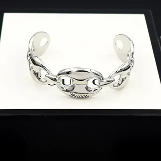 Gucci Horsebit 1955 Polished Silver-Tone Interlocking Oval Link Cuff Bracelet