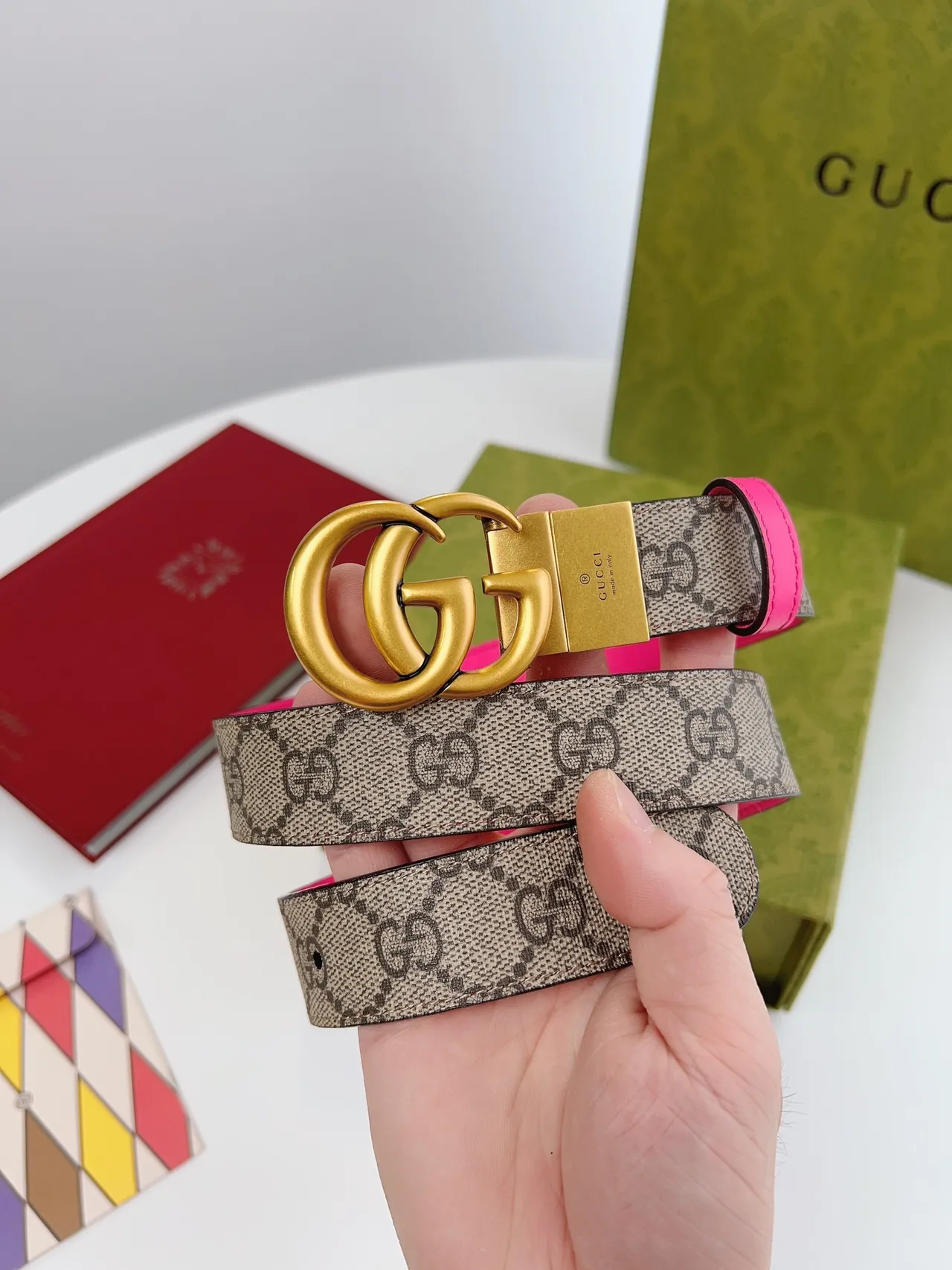 Gucci Horsebit 1955 لونين بينك نيون و GG مونوغرام حزام جلد 9