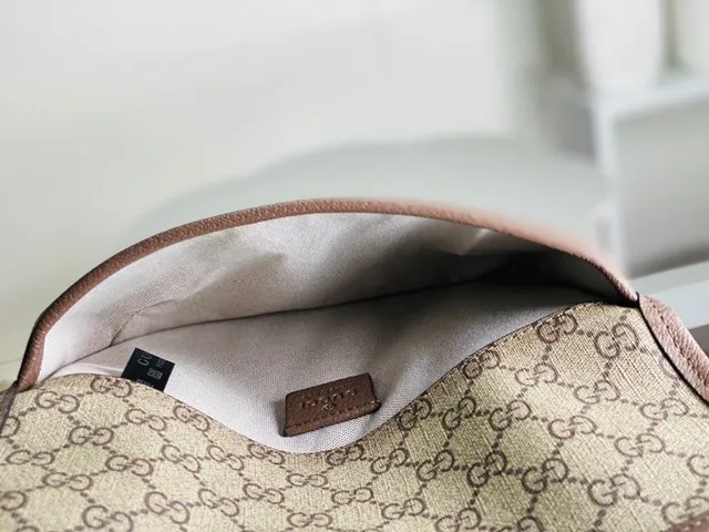 Gucci Ophidia GG Monogram Cinto bolsa bege e marrom moda 4