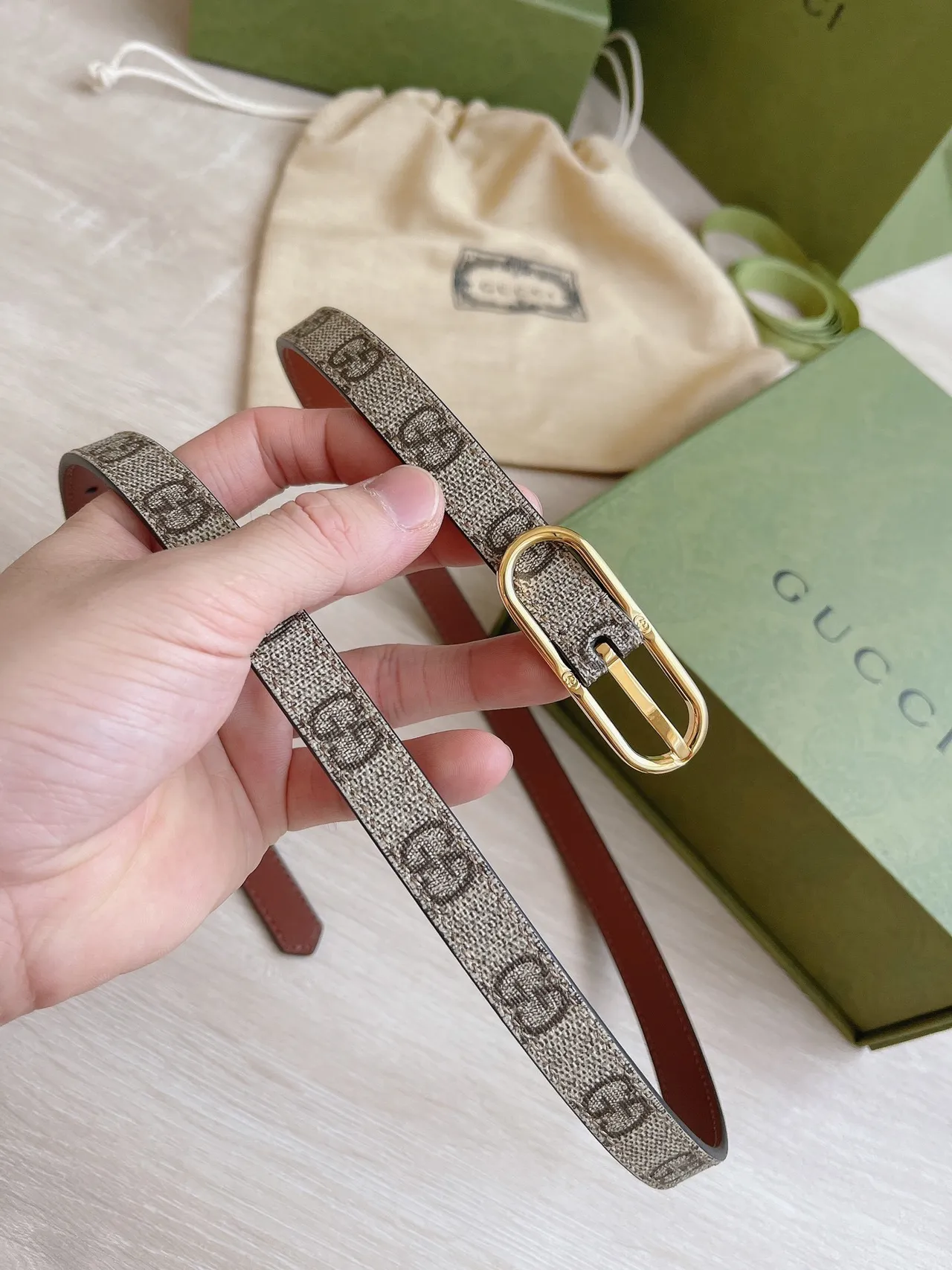 Gucci Ophidia GG Monogram Cinturón de cuero reversible 4