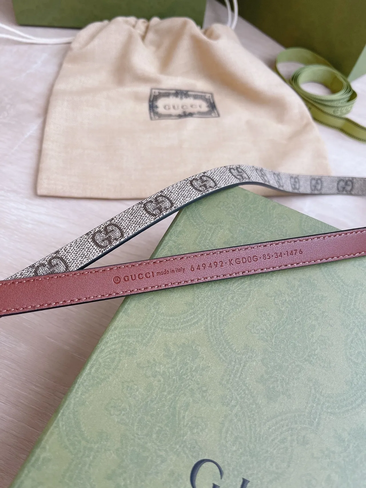 Gucci Ophidia GG Monogram Cinturón de cuero reversible 9