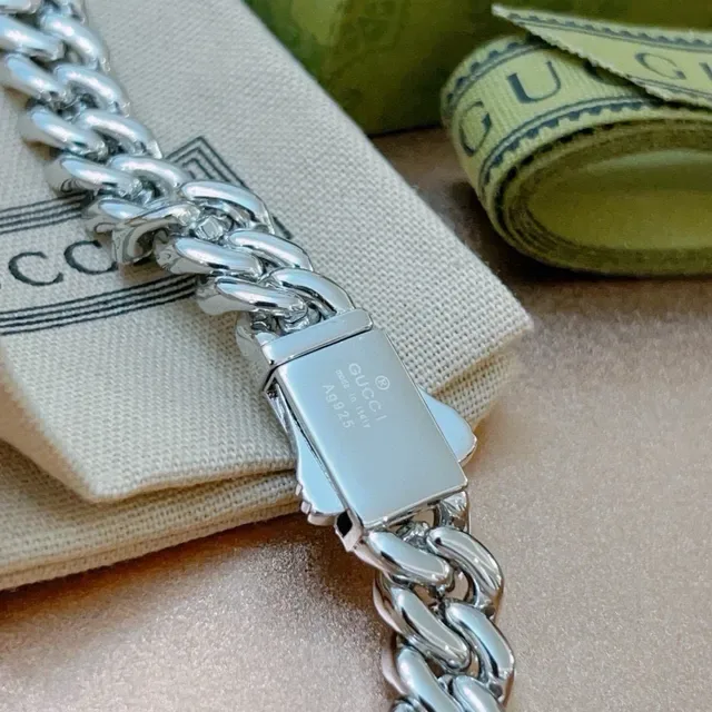 Gucci Collier Chaîne Curb-Link Pavé-Set 5