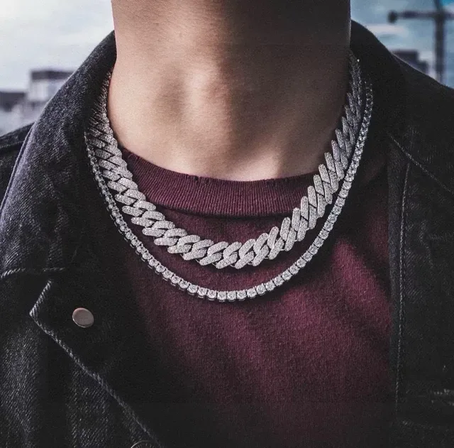Gucci Collier Chaîne Curb-Link Pavé-Set 9